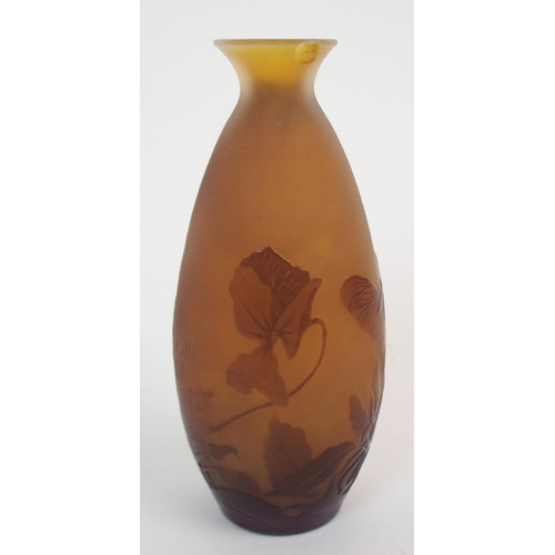 608 - A SCOTTISH AGATE GLASS FACETED BALUSTER JUG