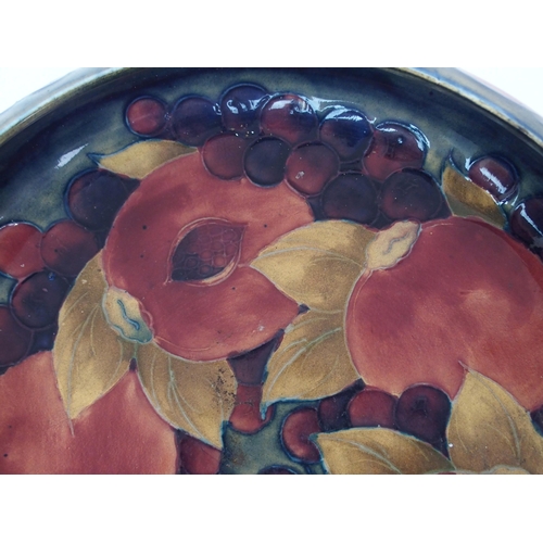 614 - A MOORCROFT POMEGRANATE BOWL