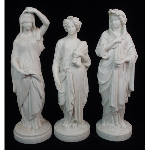 621 - A PAIR OF PARIAN CLASSICAL FIGURES OF GODDESSES