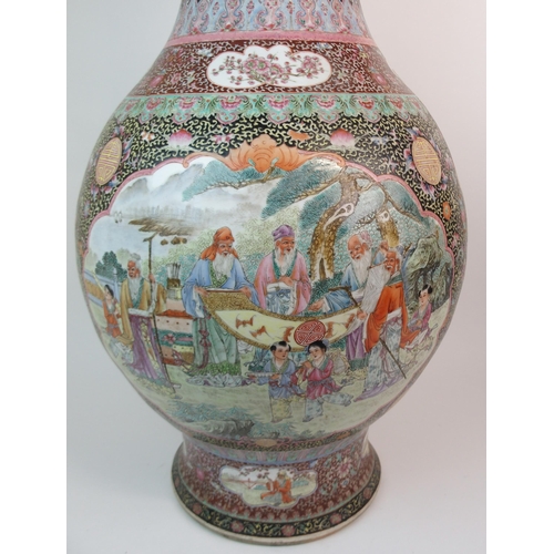 66 - A LARGE CANTONESE VASE