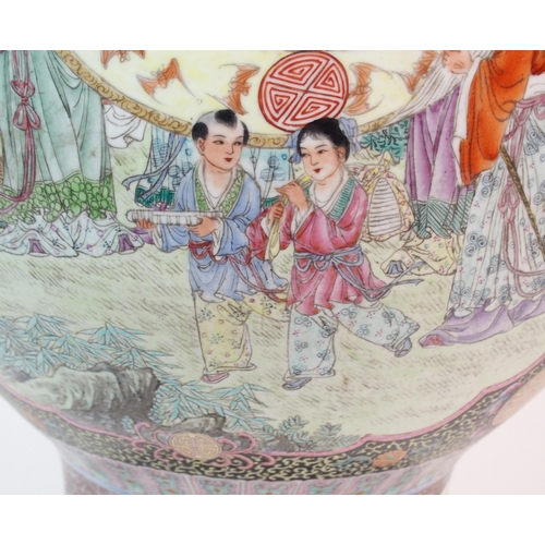 66 - A LARGE CANTONESE VASE