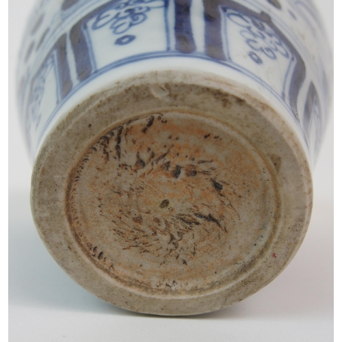 88 - A CHINESE BLUE AND WHITE BALUSTER VASE