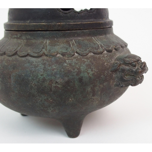 89 - A CHINESE BRONZE CENSER AND COVER