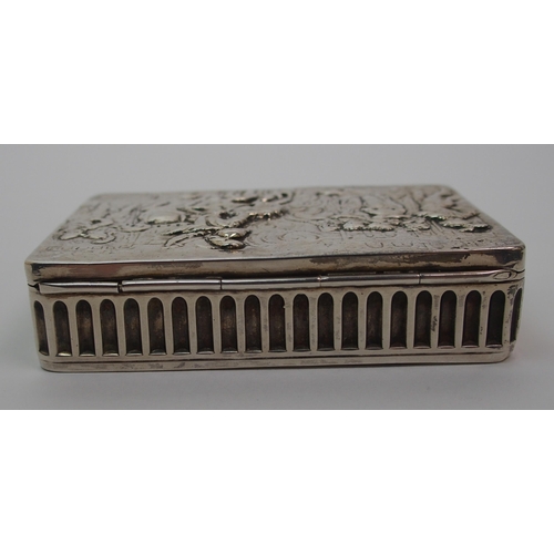 158 - A silver snuff box