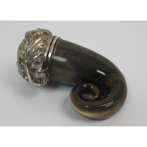 164 - A 19th Century horn snuff mull