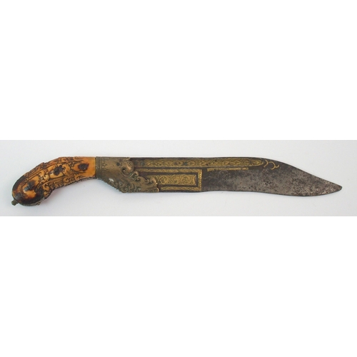 276 - An antique Malaysian dagger