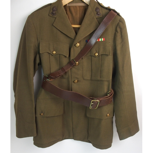 279 - A World War Two Royal Artillery Captain's No. 2 dress uniform tunic