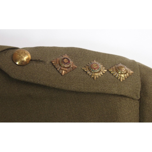 279 - A World War Two Royal Artillery Captain's No. 2 dress uniform tunic