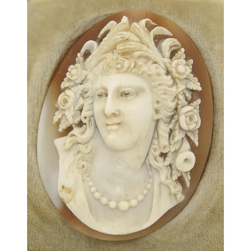 632 - A well carved unmounted classical cameo