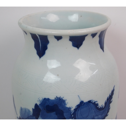 65 - A Chinese blue and white sleeve vase