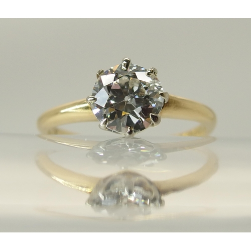 659 - A diamond solitaire ring