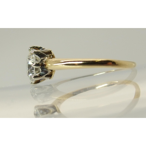 659 - A diamond solitaire ring