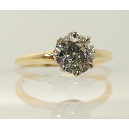 659 - A diamond solitaire ring