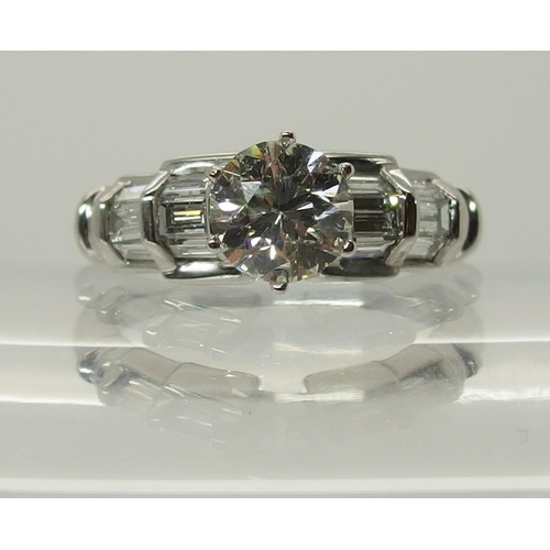 694 - An 18ct white gold diamond ring