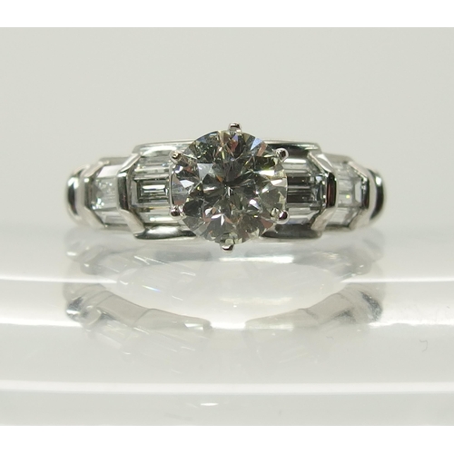 694 - An 18ct white gold diamond ring