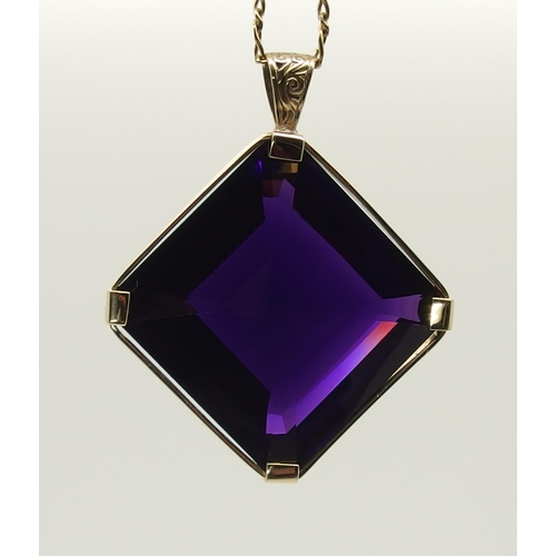 709 - A substantial amethyst pendant