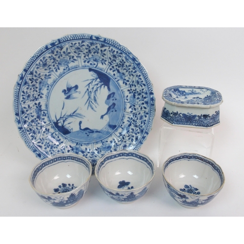 76 - A quantity of Chinese blue and white