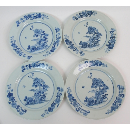 76 - A quantity of Chinese blue and white