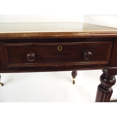 859 - A William IV mahogany desk