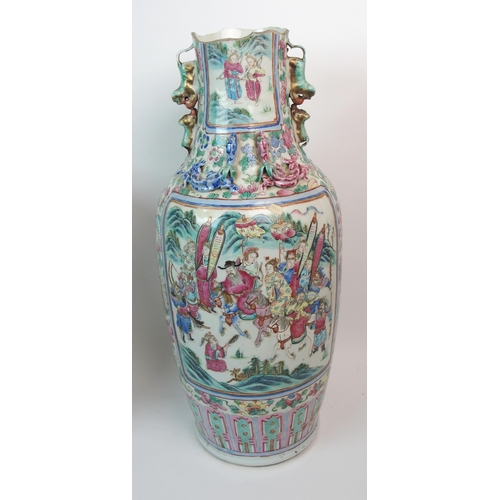 87 - A large Chinese blue and white baluster vase