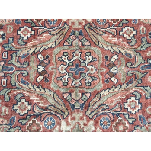 880 - A Mahal rug