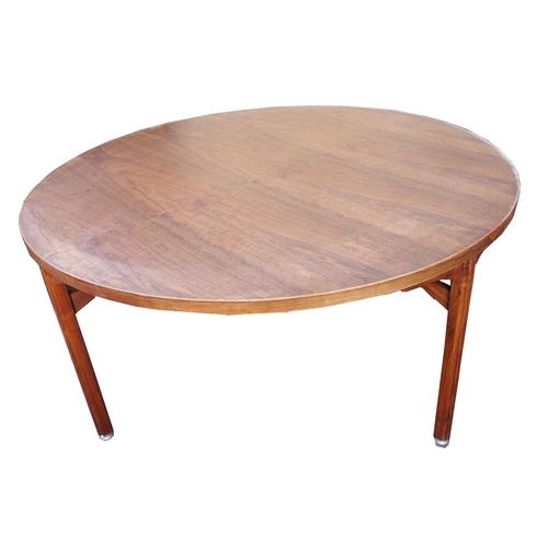 904 - A Jens Risom 1960's teak circular table