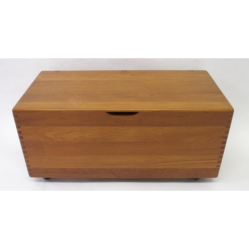 917 - A Salin 5800 Nyborg Danish teak blanket chest