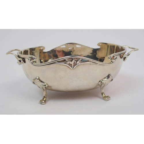 199 - A silver twin handled basket