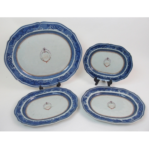 27 - A Chinese export crested part dinner service