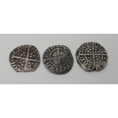 306 - Richard II 1377 - 1399 silver halfpenny  London  fair/fine