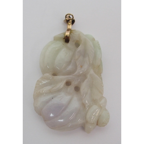 66 - A Chinese hard stone pendant