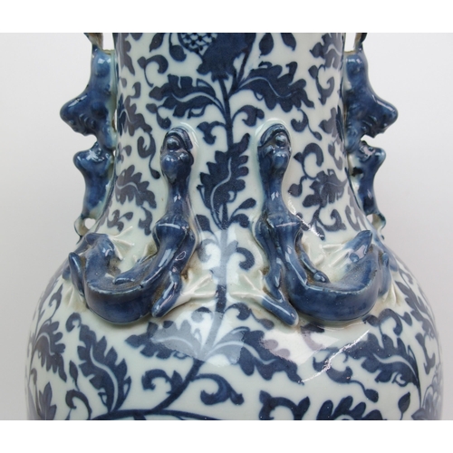 80 - A Chinese blue and white baluster vase