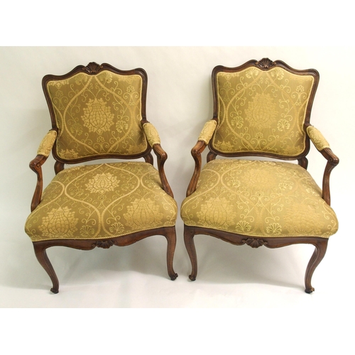 821 - A set of six Spanish walnut armchairs