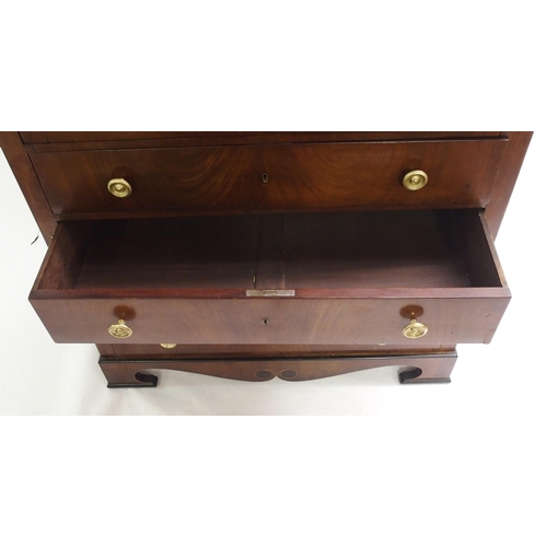 839 - A Biedermeier mahogany chest