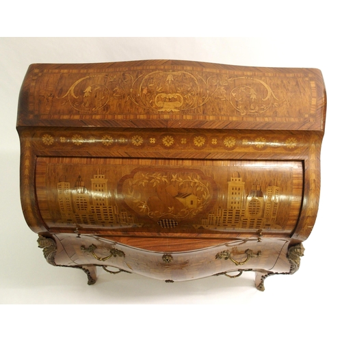 841 - An Italian marquetry bombe bureau