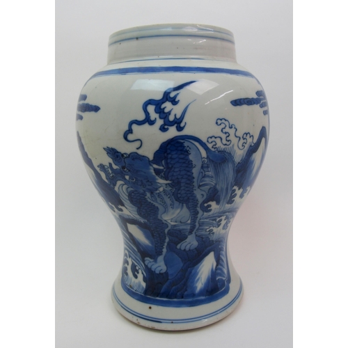 86 - A Chinese blue and white baluster vase