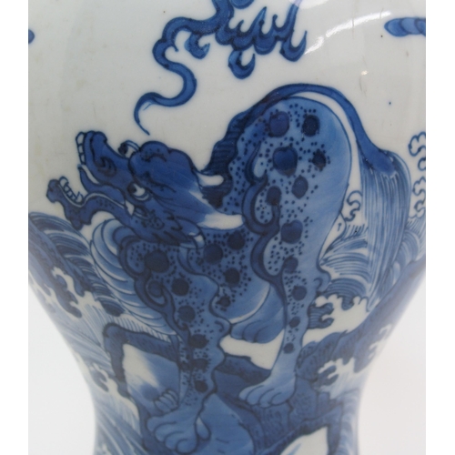 86 - A Chinese blue and white baluster vase