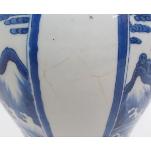 86 - A Chinese blue and white baluster vase