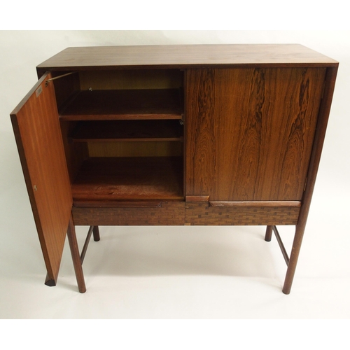 914 - A 1960's rosewood sideboard/drinks cabinet