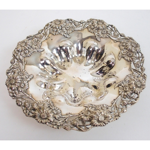 139 - An American Sterling silver bon bon dish