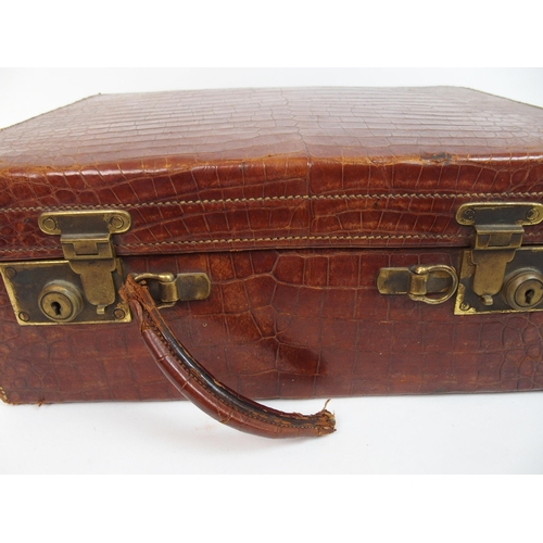 151 - An animal skin travel case