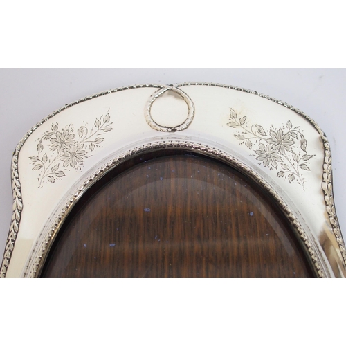 156 - An Edwardian silver mounted photo frame