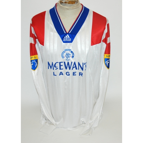 407 - A white Rangers shirt