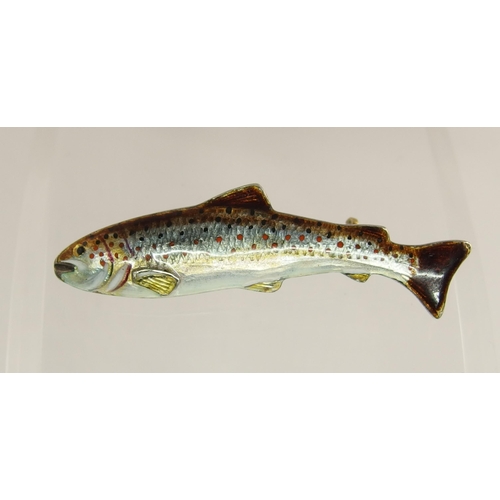 665 - An enamelled brown trout brooch