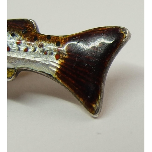 665 - An enamelled brown trout brooch