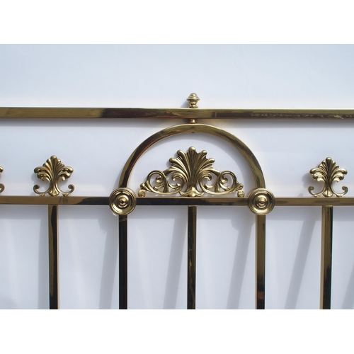 821 - A Victorian brass double bed
