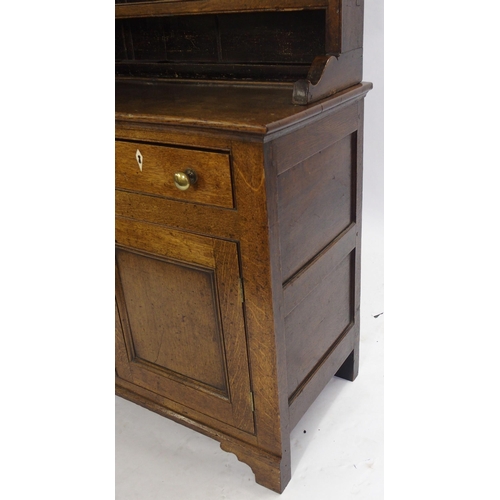 827 - A 19th Century oak dresser