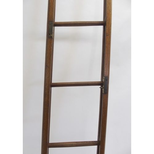 830 - A 19th Century mahogany library pole ladder