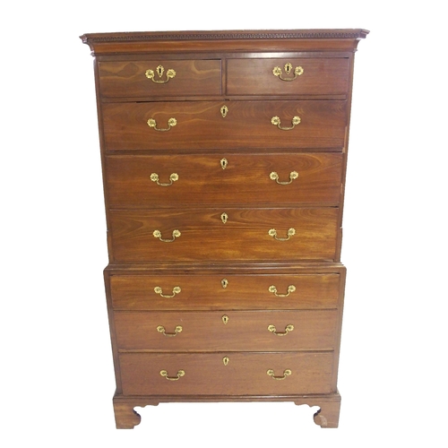 831 - A mahogany chest on chest