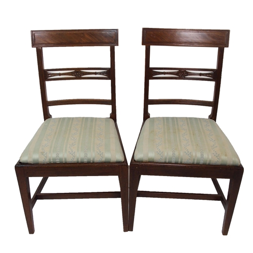 840 - A set of thirteen Regency style mahogany dining chairs